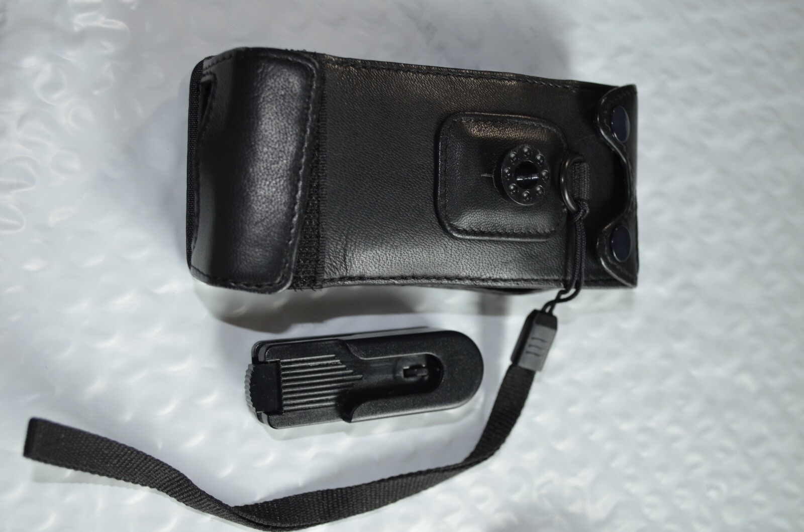 Sirius Stiletto 10 (SL10) XM Portable Satellite Radio Receiver Bundle