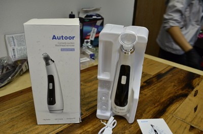 Autoor Comedo Suction Blackhead Remover w/Manual -new