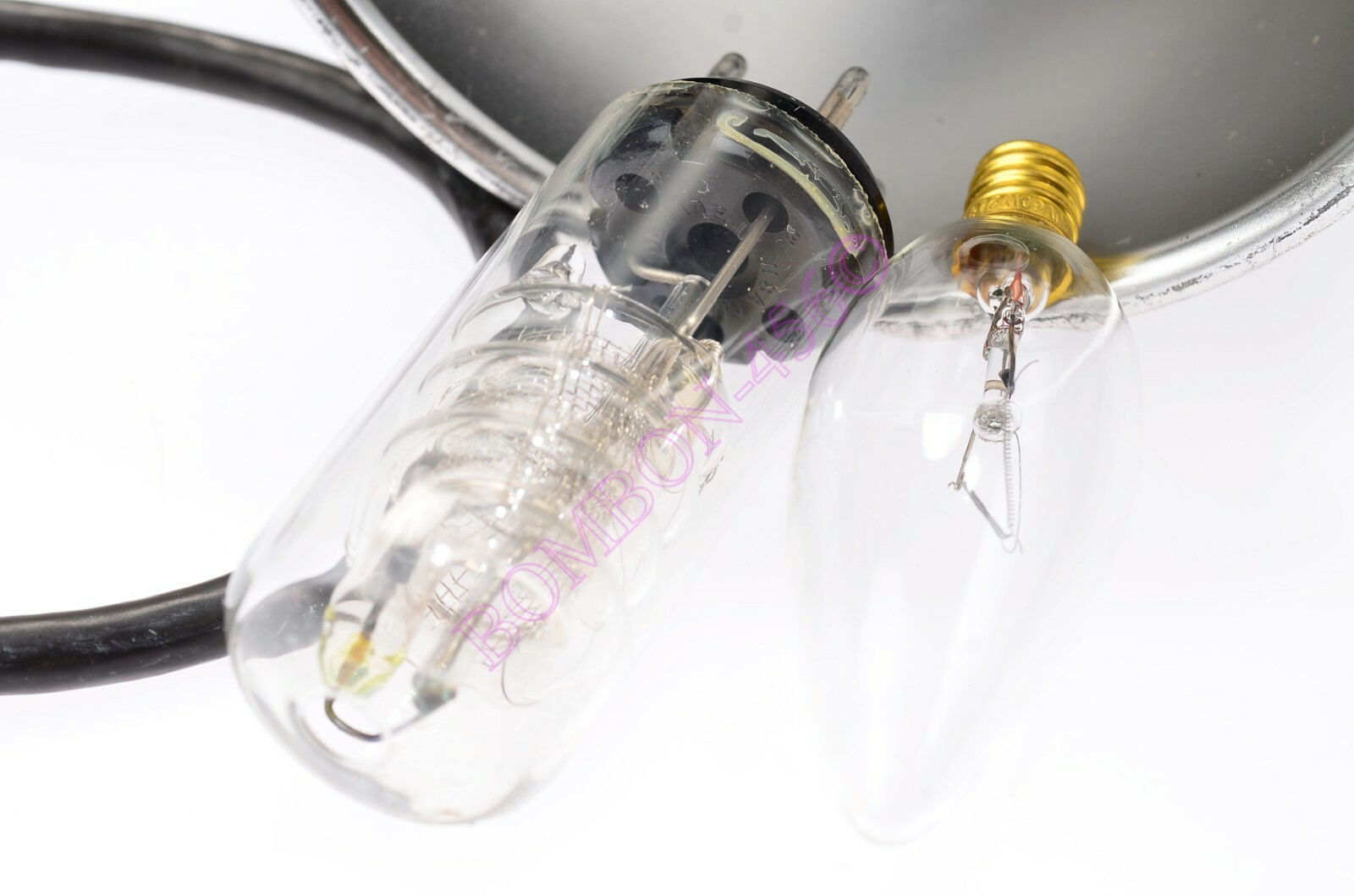 SPEEDOTRON MW3R, 5.5IN UNIT, REFLECTOR W/ MODEL LIGHT & NEW FLASHTUBE  - TESTED!