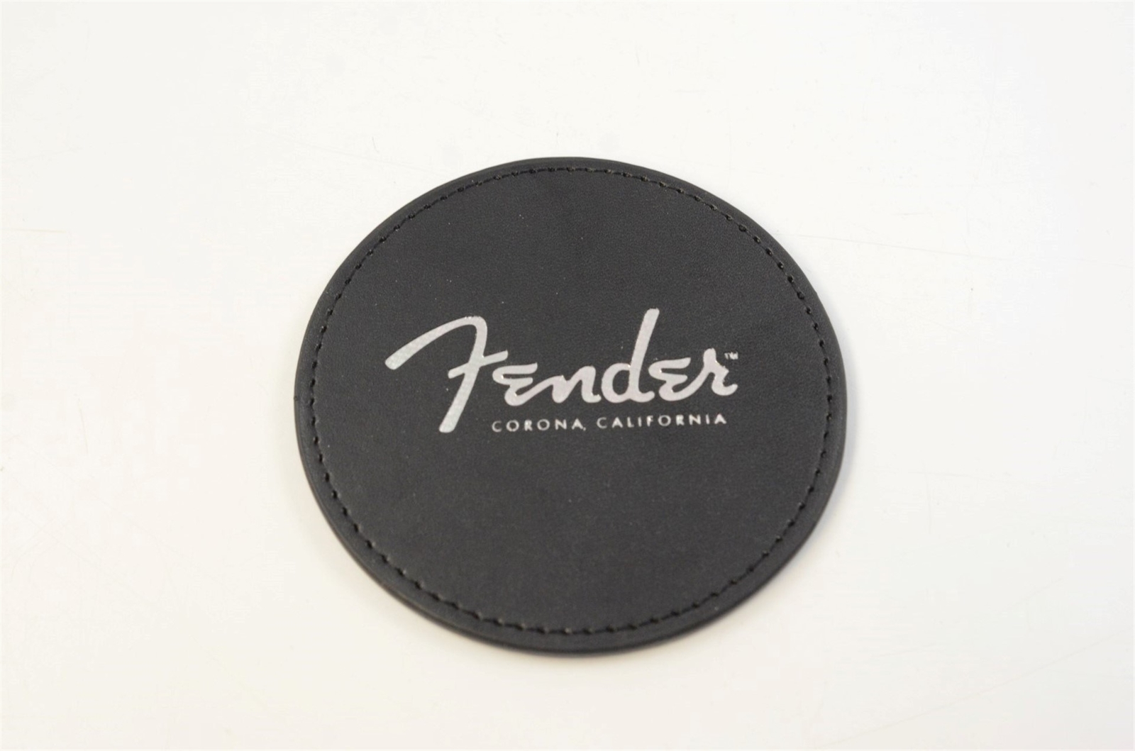 NEW Genuine Fender Guitar/Bass Black Leather Bar Top Drink Coaster Set