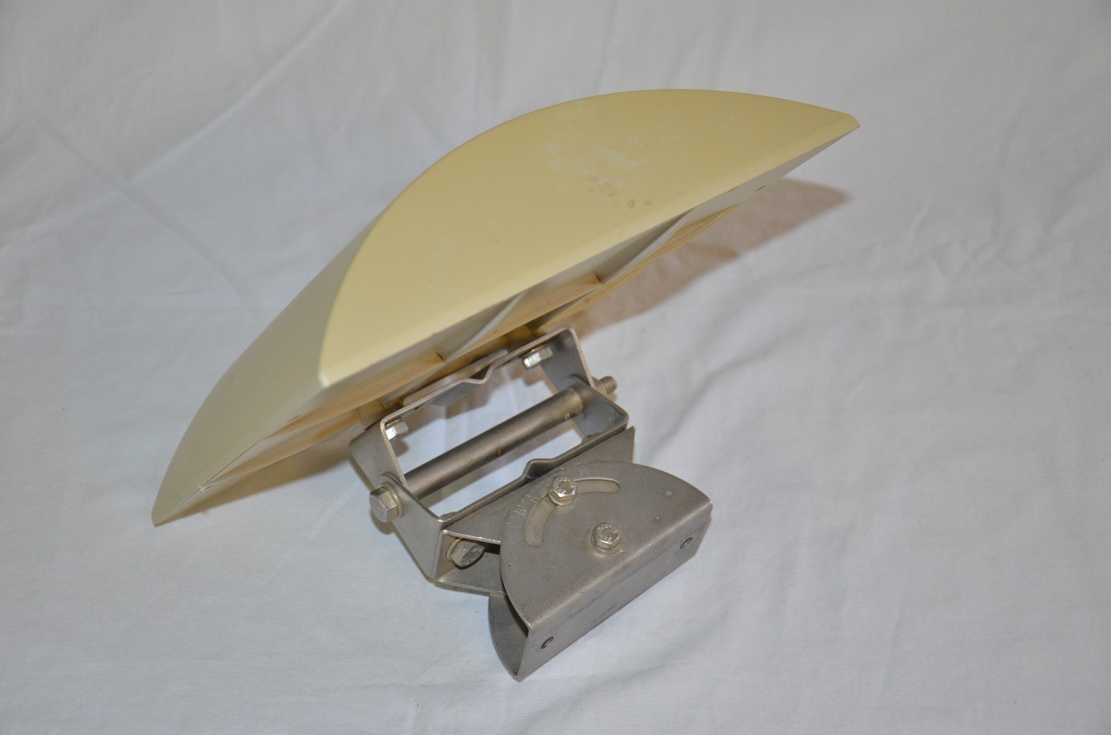 D-Link ANT24-1400 2.4 GHz 14 dBi Directional Antenna