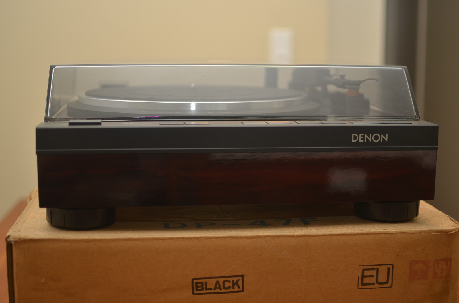 Denon DP-47F Automatic Turntable w/ AT-130e Cartridge
