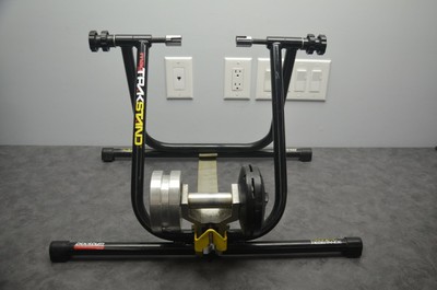 blackburn mag trakstand