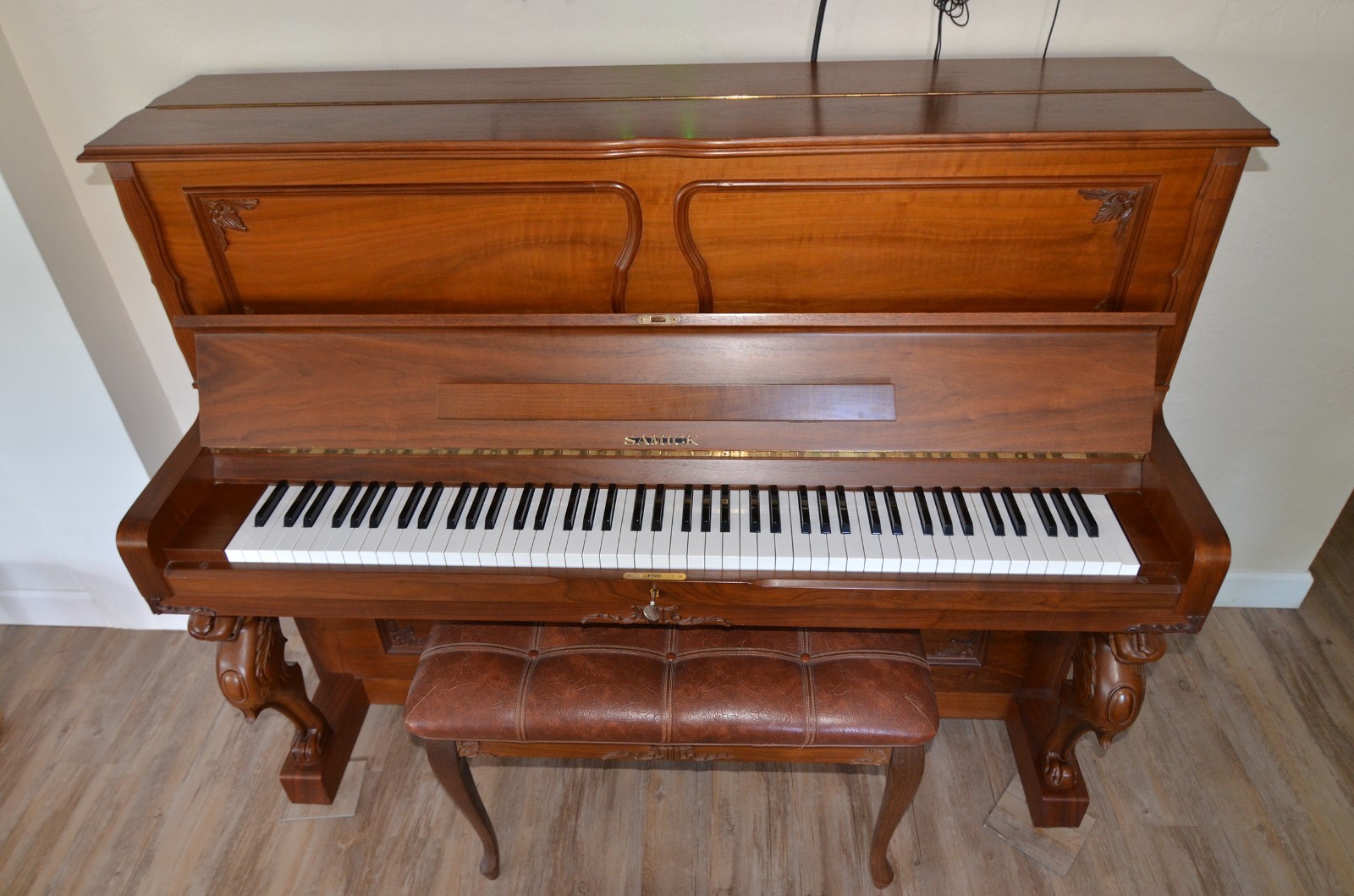 LIMITED EDITION SAMICK PIANO