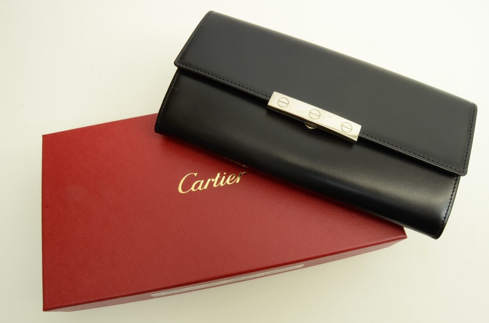 Authentic Cartier Love Trinity Leather Wallet Clip Clutch Authentic Cartier Love Trinity Leather Wallet Clip Clutch