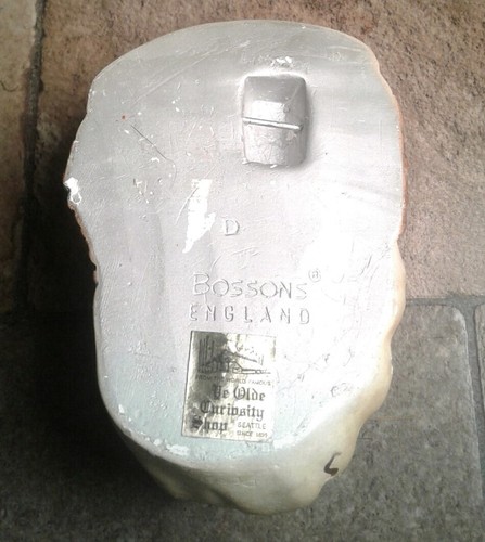 Vintage 1960s Bossons England Desert Hawk & Persian Head Wall Hangings