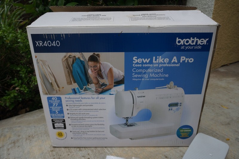 Brother XR4040 Computerized Sewing Machine Original Box *EXCELLENT