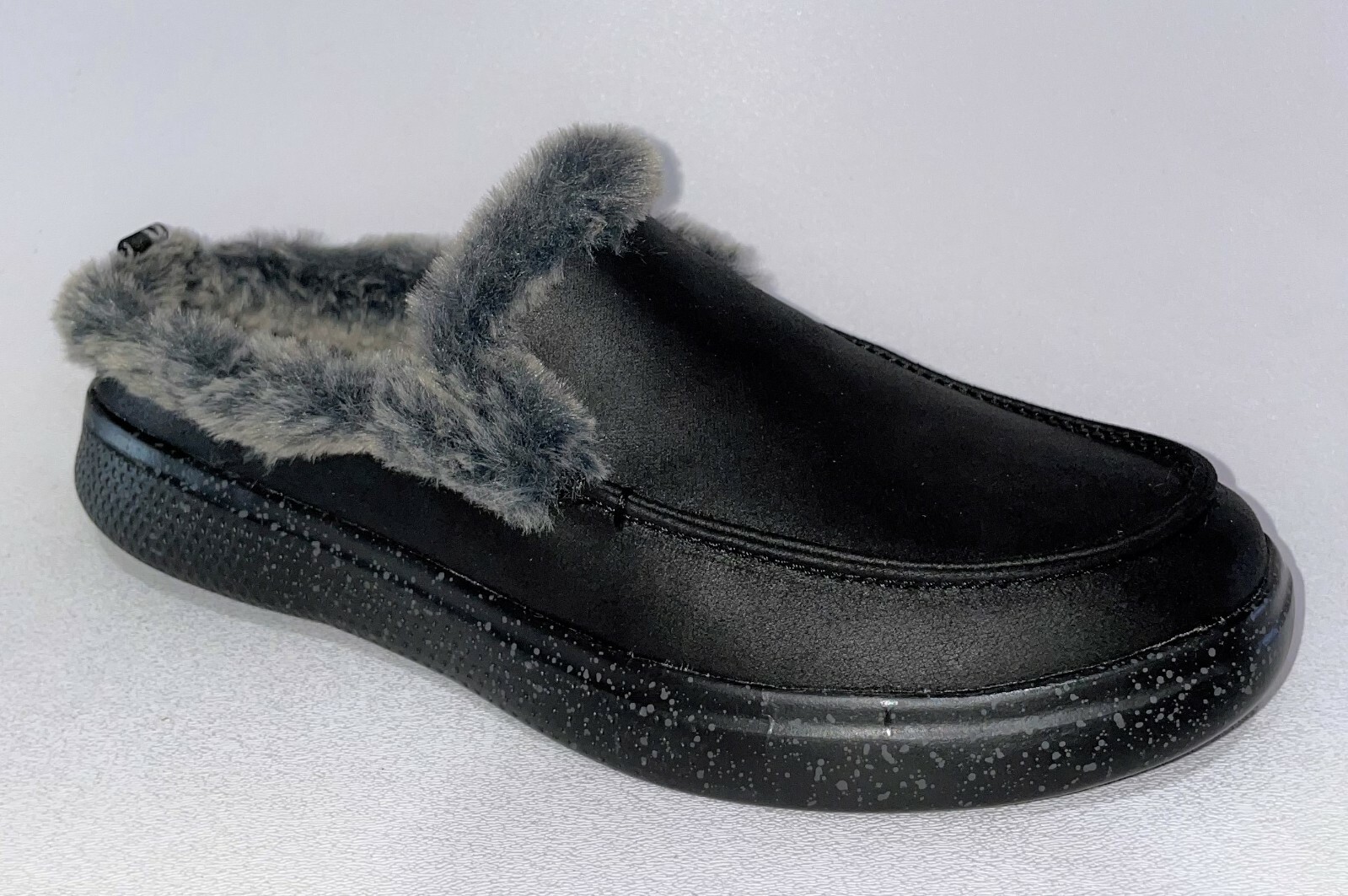 

Skechers BOBS SKIPPER-MOUNTAIN MUSE Womens 113791/BBK Black House Тапочки-Обувь, Черный