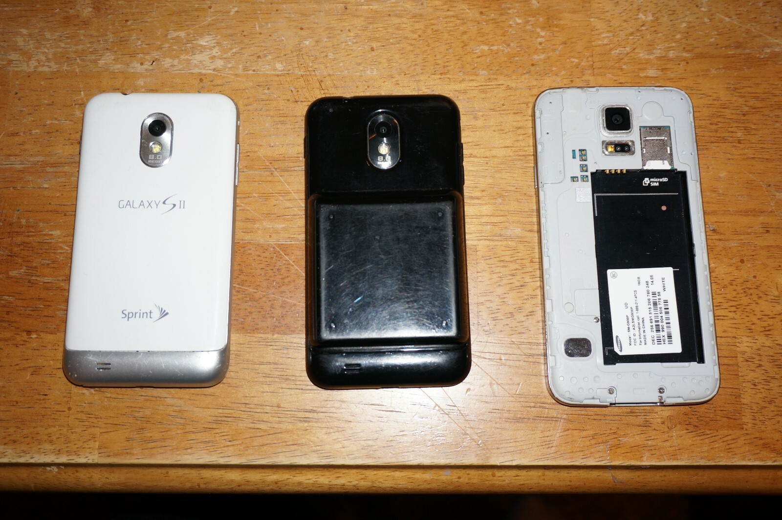 Samsung S5 and S2 Phone Lot for Parts AS IS Sprint Clean IMEIs