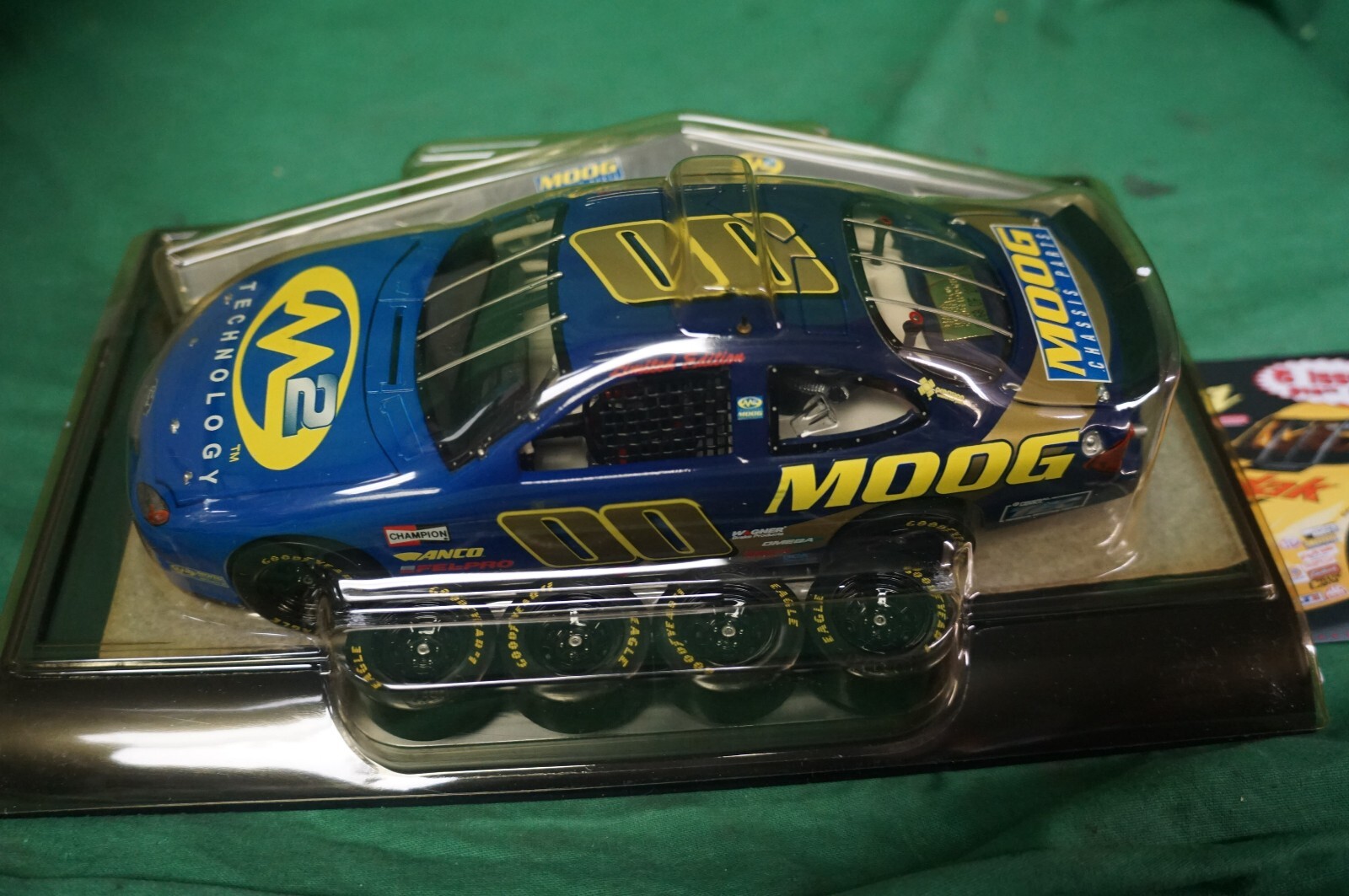 Racing Champions NASCAR ミニカー 4台セット 1999 Racing Champions #99 Jeff Burton - Bruce Lee & Exide
