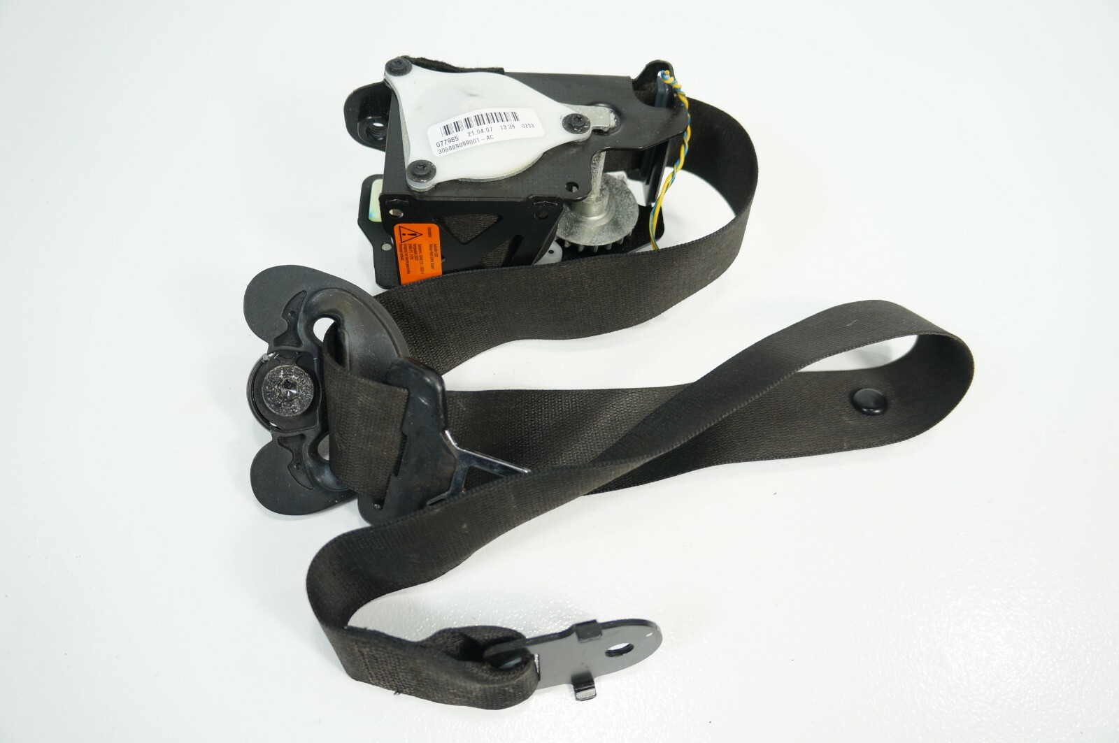 2007-2013 bmw x5 x6 e70 e71 front left driver side seat belt retractor black