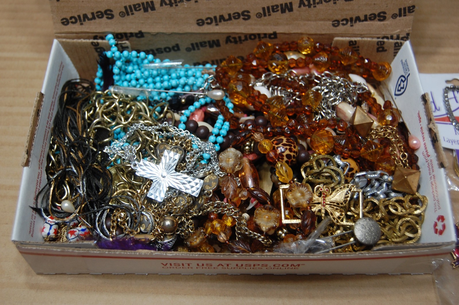 Modern Jewelry Lot 1lbs Key chain Necklaces Bracelets Combined Shipping Wearable