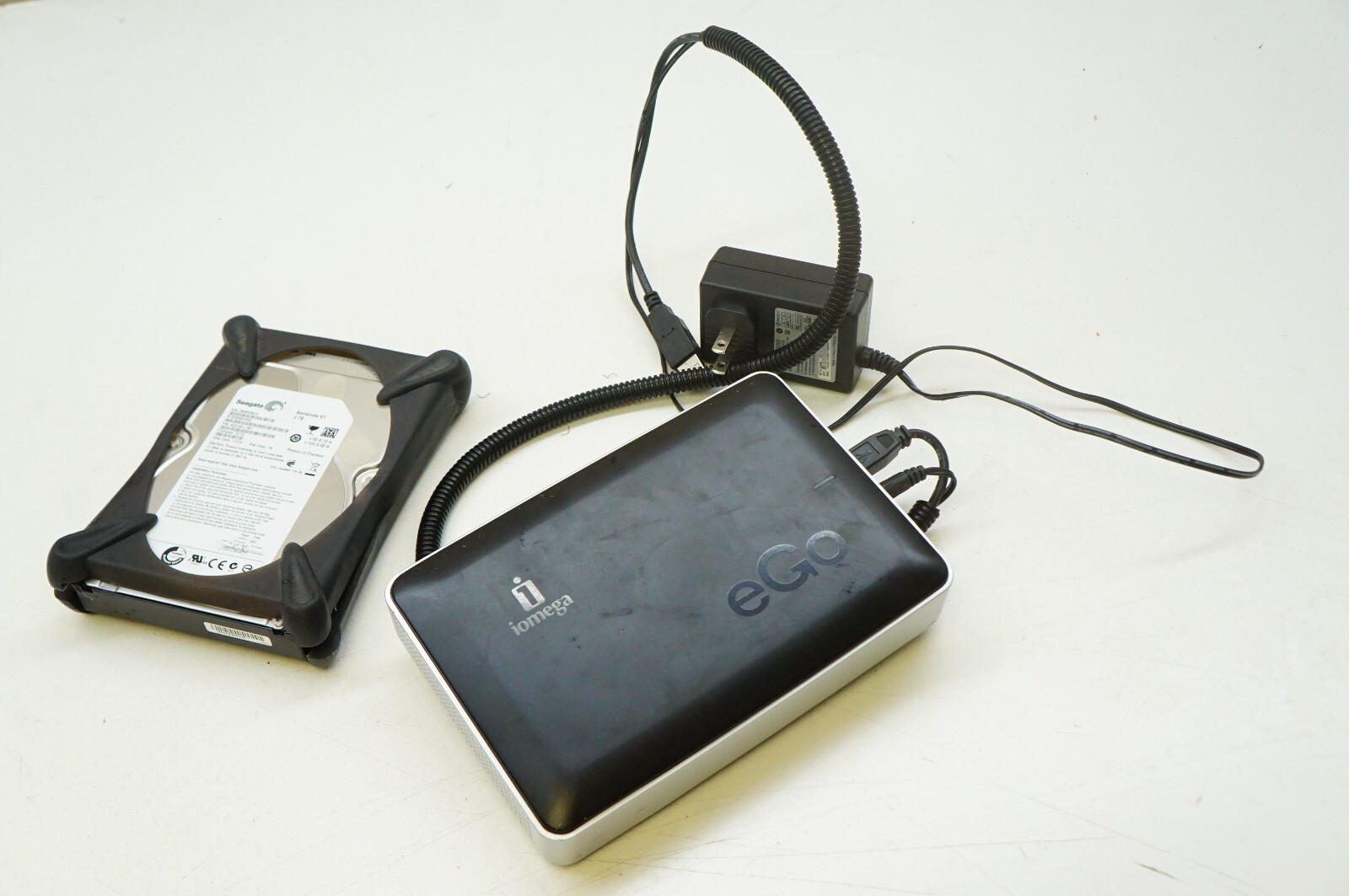 Uga-01v 2022/7 予備品　HDD 2個です Uga-01v 2022/7 予備品 HDD 2個です 内蔵型ハードディスクドライブ