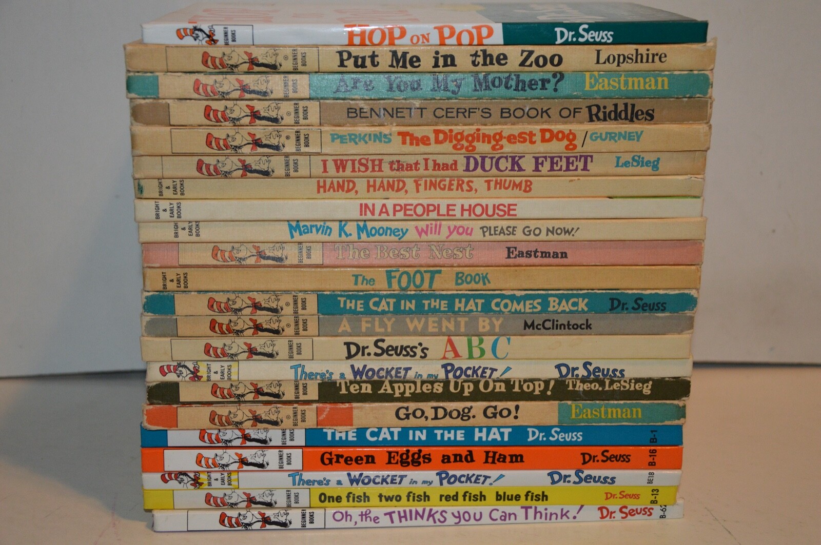 Lot Of 22 Dr. Seuss Beginner's And Bright Beginners