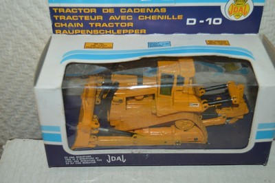 Tractor with Chenille Cat D-10 Caterpillar Joal Die Cast 1/70 Box 1980