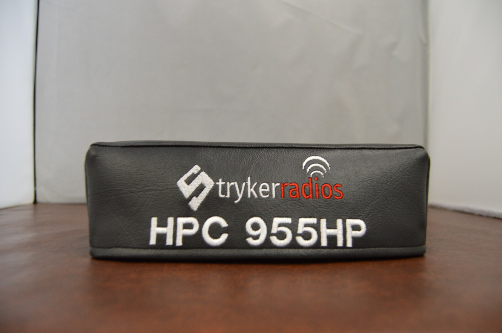 Stryker HPC 955HP Signature Series Radio Dust Cover - Picture 3 of 3