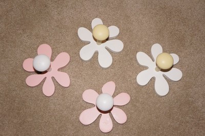 Four Super Cute Pottery Barn Kids Wooden Flower Hooks  Excellent Condition