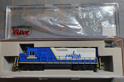 N Atlas 555515  EMD GP38 - Railink Canada Rd # 2002 (P)