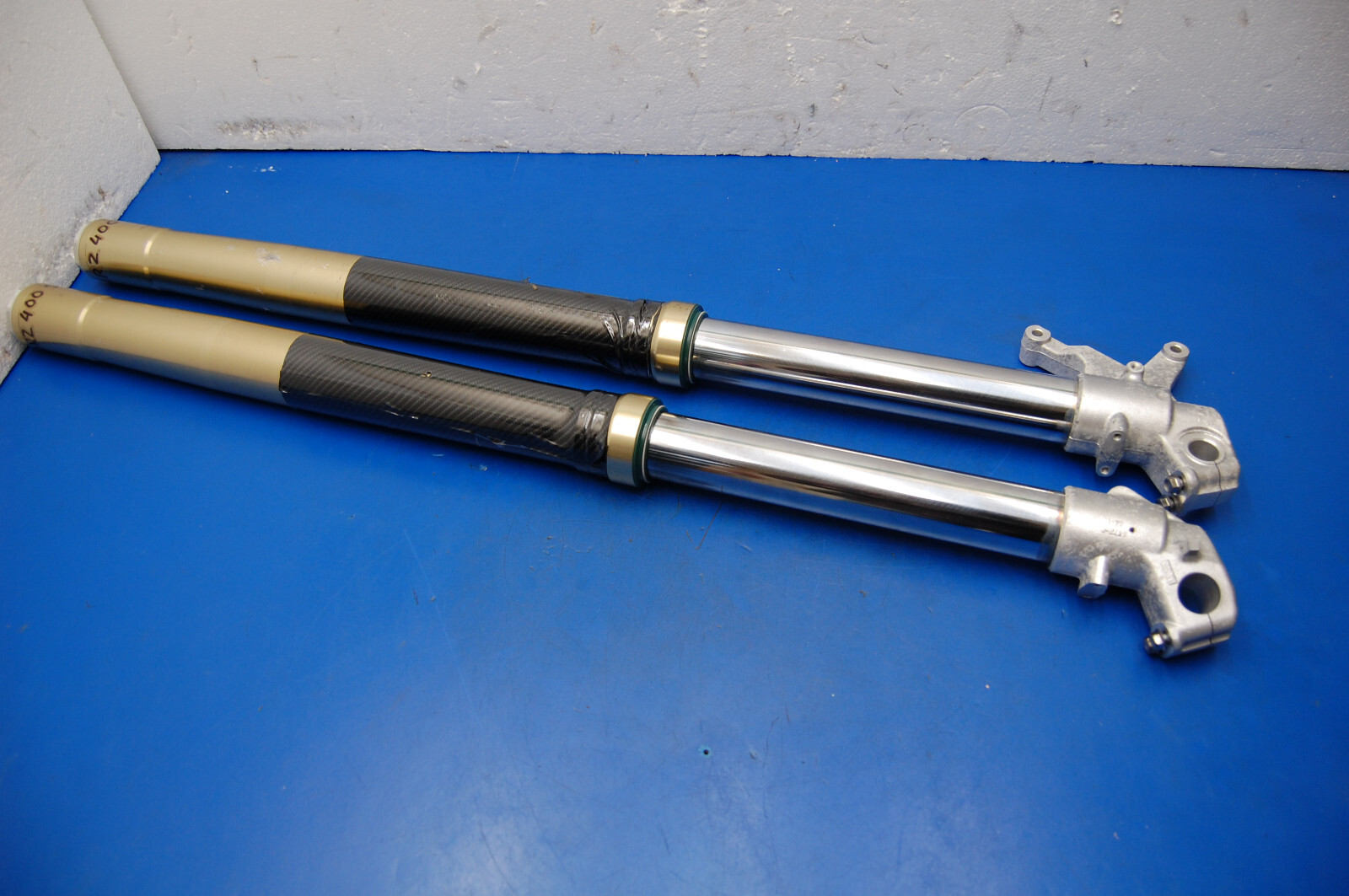 2006 05-24 DRZ400SM OEM SHOWA FRONT SUSPENSION FORKS SHOCKS 2006 05-24 DRZ400SM OEM SHOWA FRONT SUSPENSION FORKS SHOCKS