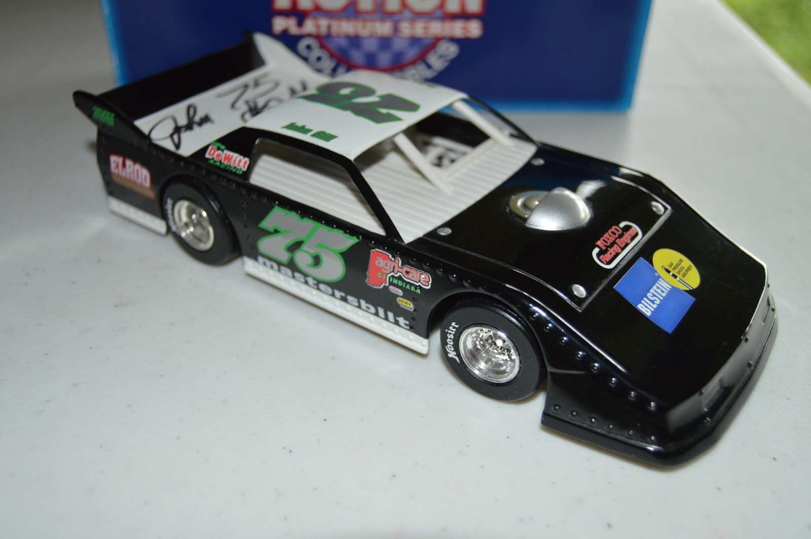 Action Platinum Series John Gill Dirt Car #75 1/ 5,004 Action 1:24 Scale SIGNED