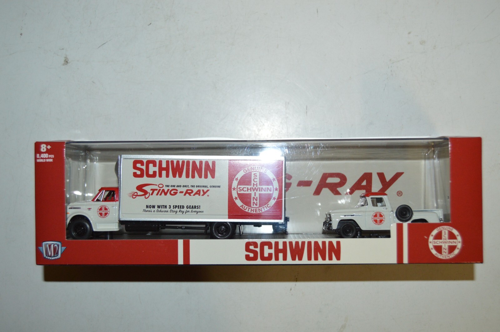 M2マシーン1958ChevroletApacheCameoSCHWINN M2 Machines Schwinn Stingray 68 C60 Auto Hauler + 58 Chevy