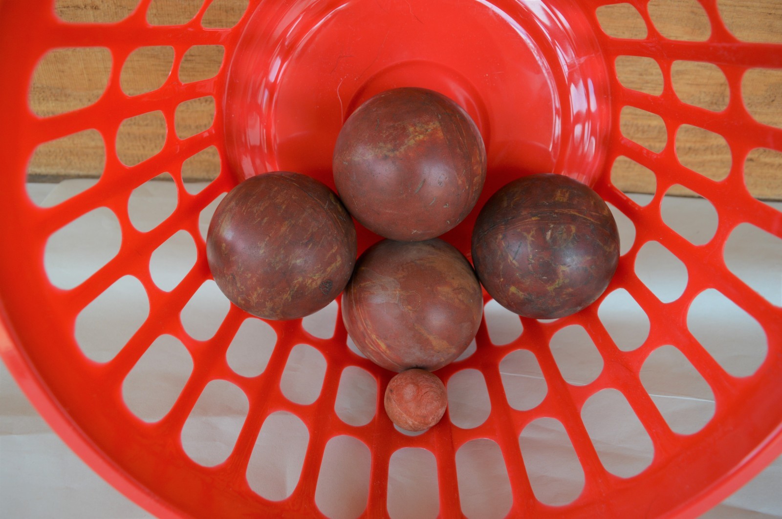 4 Antique Vintage Red Clay Carpet Balls w Tan Streaks & 1 Clay Target Ball