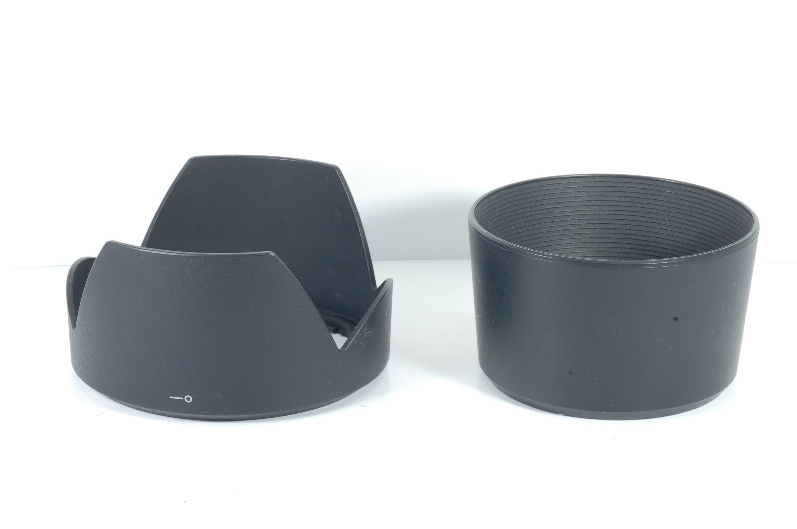 Lot of 6 Nikon lens hoods, 4 Modern, 2 Vintage HB-58 HB-47 etc.. Good condition!