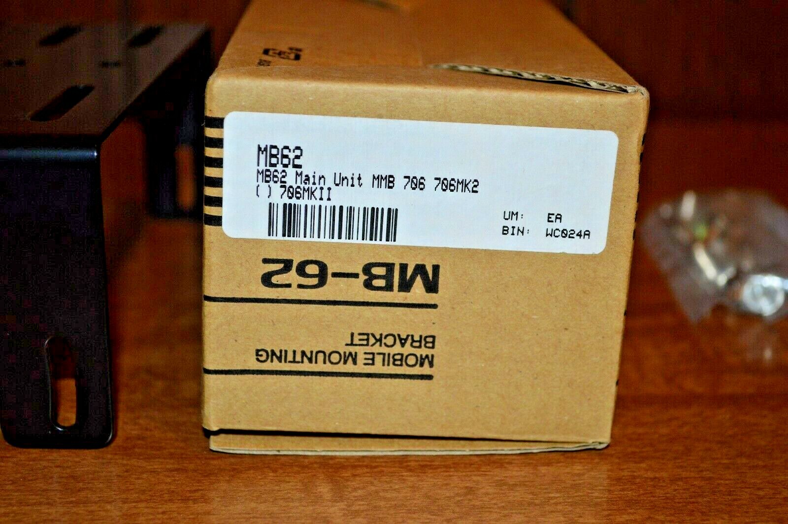 ICOM MB-62 Mobile Transceiver Mounting Bracket For IC-706, IC-7000, IC-7100