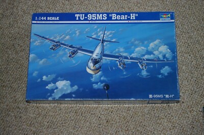Trumpeter TU-95MS ''Bear-H''     Scale 1/144