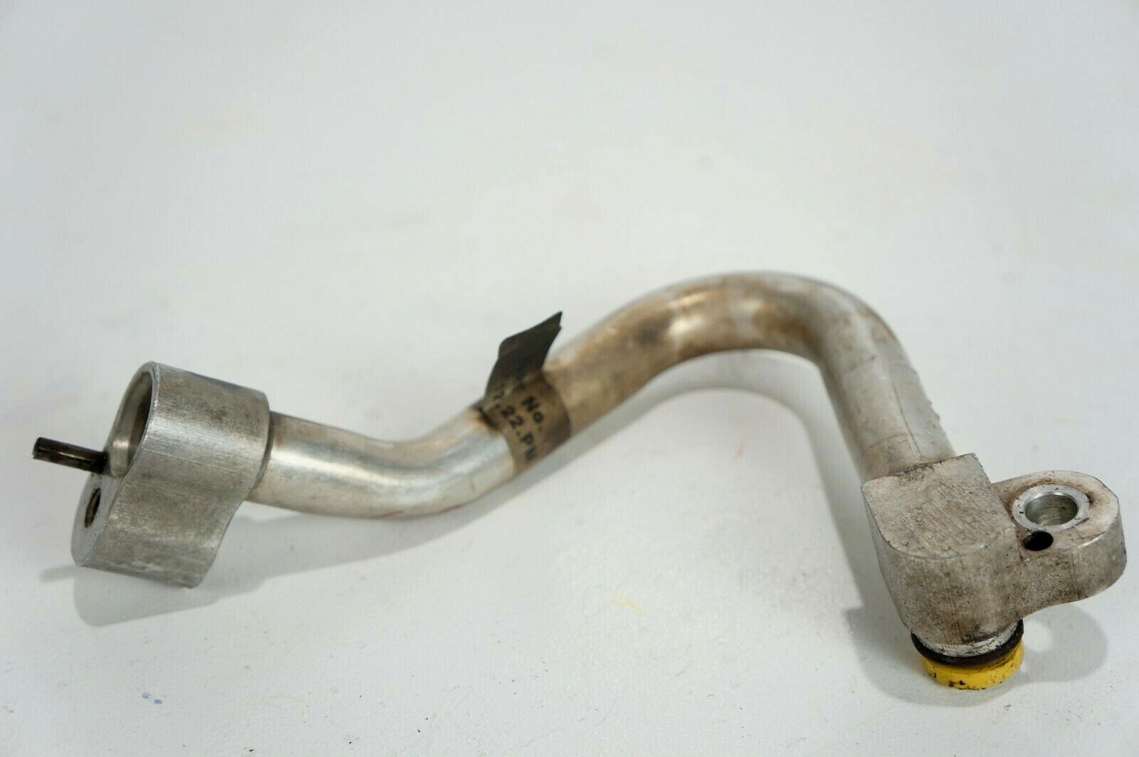 03-2005 range land rover hse l322 4.4l v8 ac air compressor pump tube pipe line