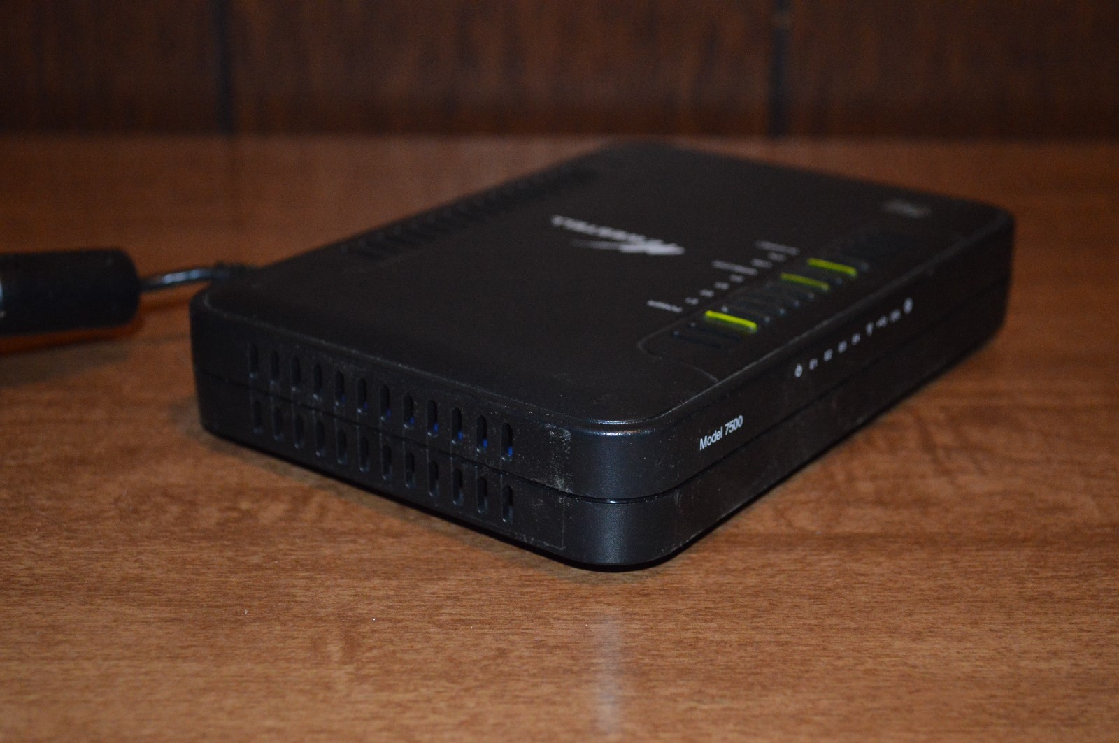 Westell Model 7500 (A90-750060-07) ADSL2+ Versalink 4-Port DSL Modem