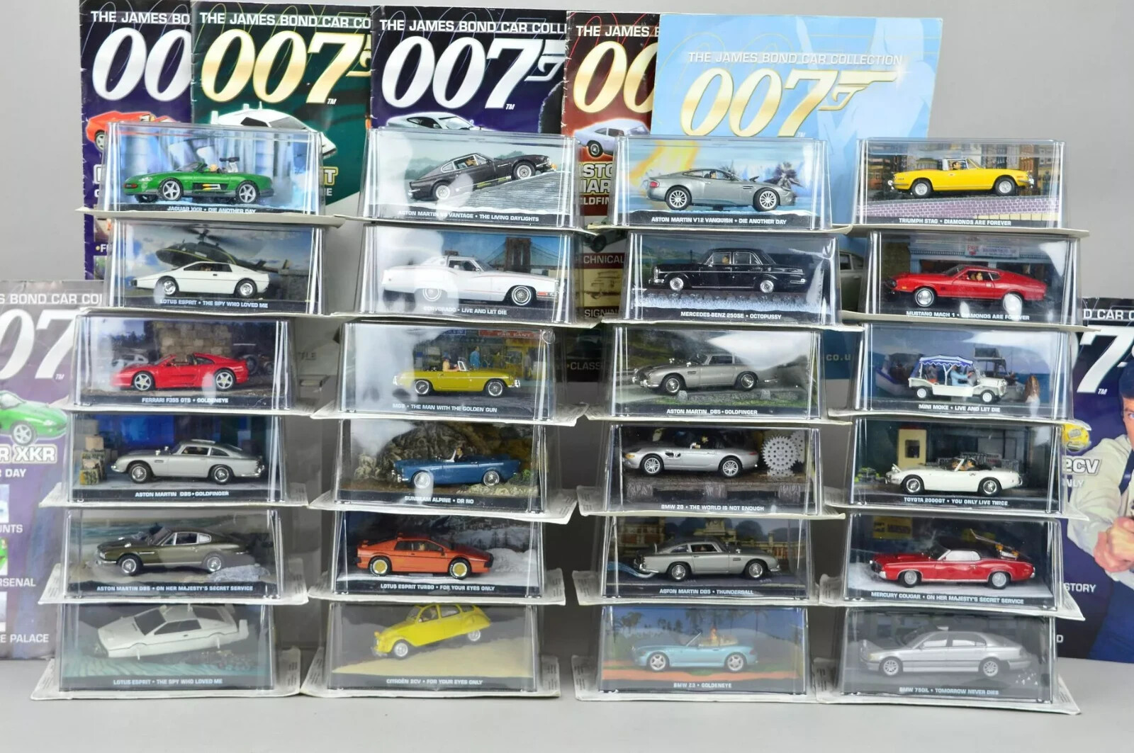 ミニチャンプス 1/43 die another day 007 ボンドカー ミニチャンプス 1/43 die another day 007 ボンドカー