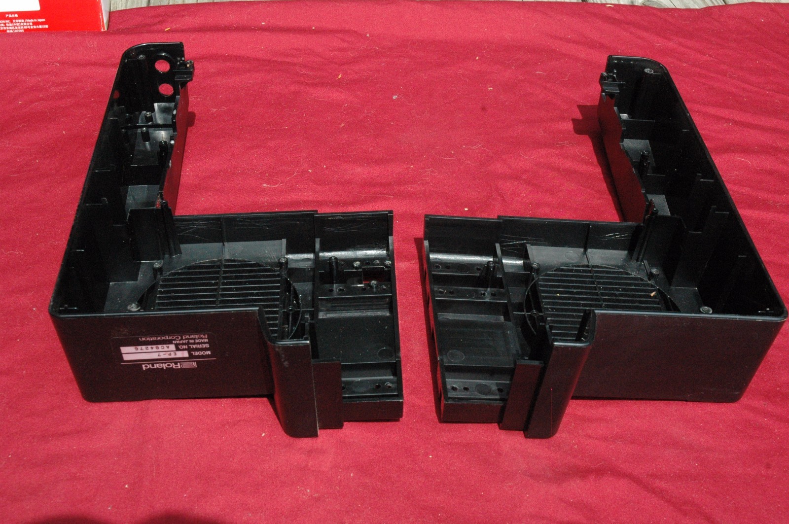 Roland EP-7 SIDE COVERS   NICE CONDITION
