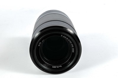 Sony 55-210mm F/4.5-6.3 OSS E Mount Autofocus Lens, Black (SEL55210B){49}
