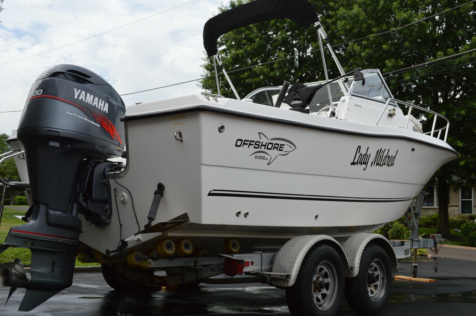 2007 Sea Boss 210 Walk Around YAMAHA 200HP