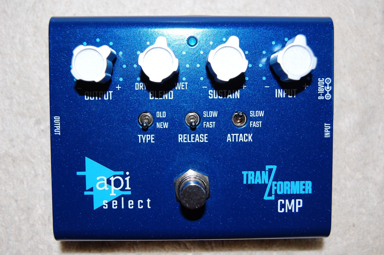 API Select TranZformer CMP compressor pedal for bass