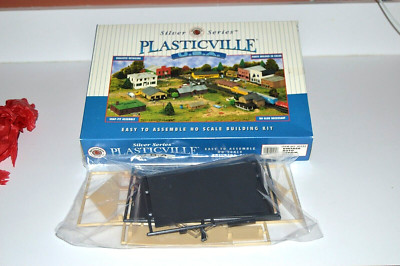 Bachmann Plasticville HO Scale Vintage Auto Repair Shop 45532 Open Bx Sealed Pts