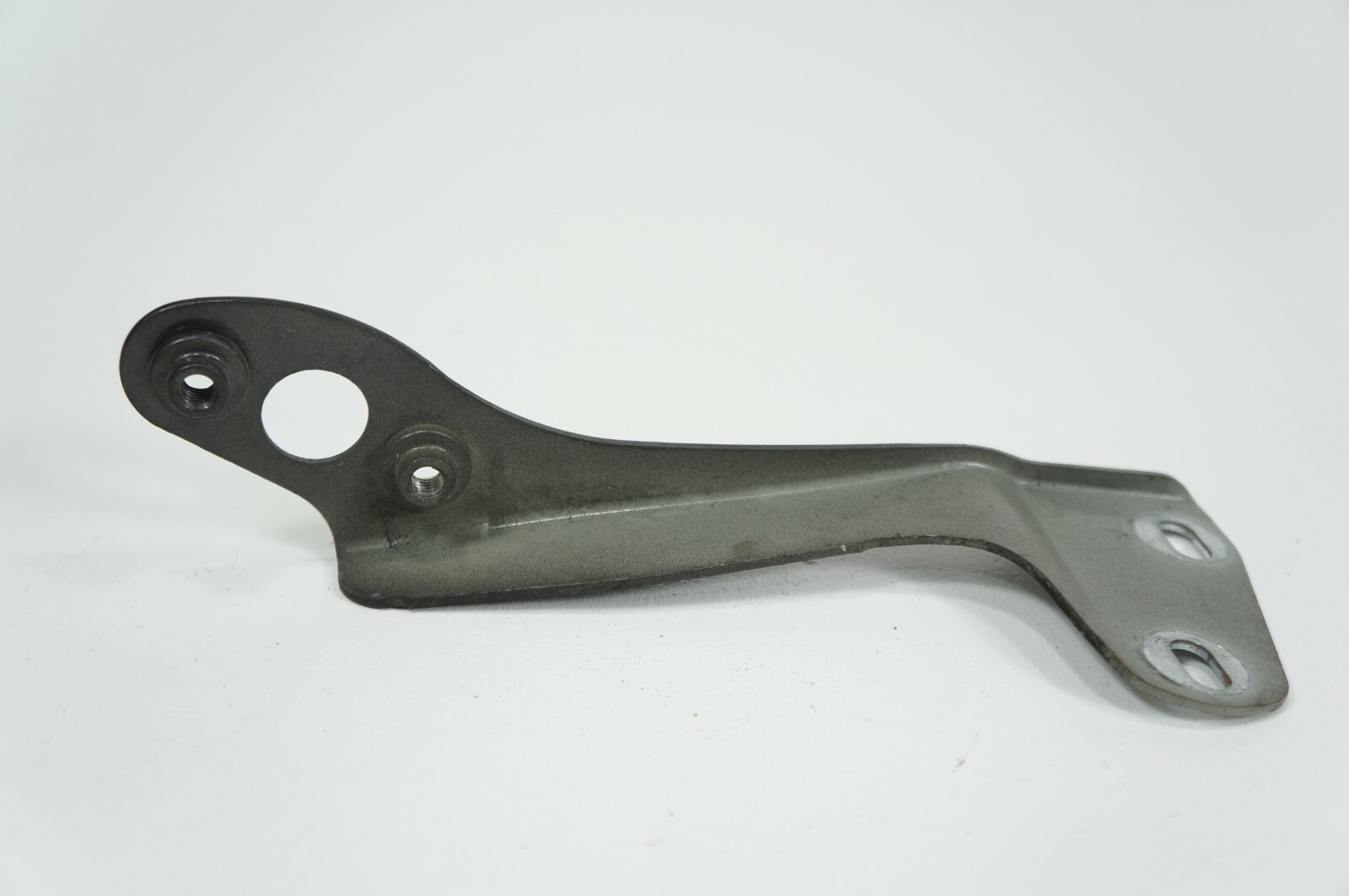 2005-2012 range rover sport L320 front left driver side fender mount bracket