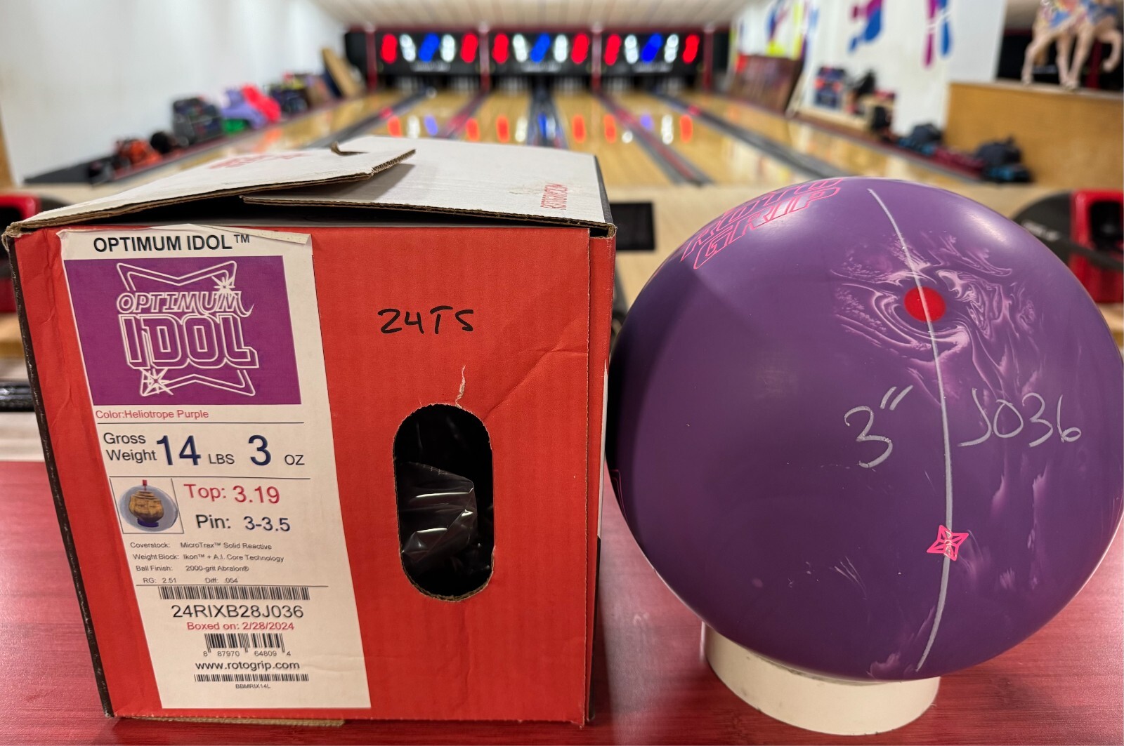 14 lb ROTOGRIP OPTIMUM IDOL SOLID BOWLING BALL UNDRILLED 3