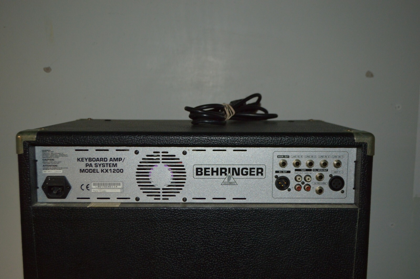 Behringer KX1200 Keyboard PA Amp System 120W  Tested and Working