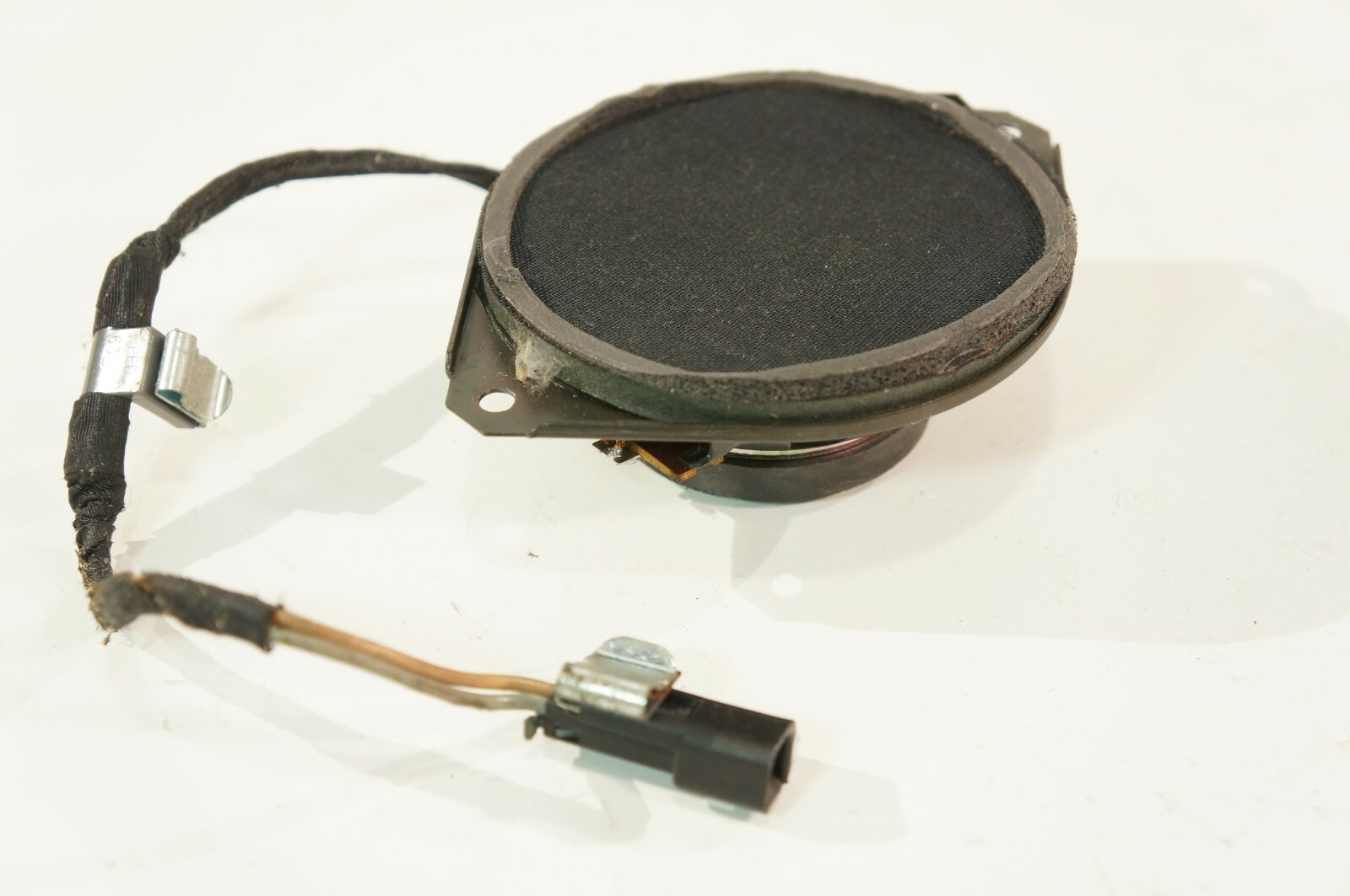 02-2005 mercedes w163 ml320 ml350 ml500 ml55 under seat speaker 1638202302