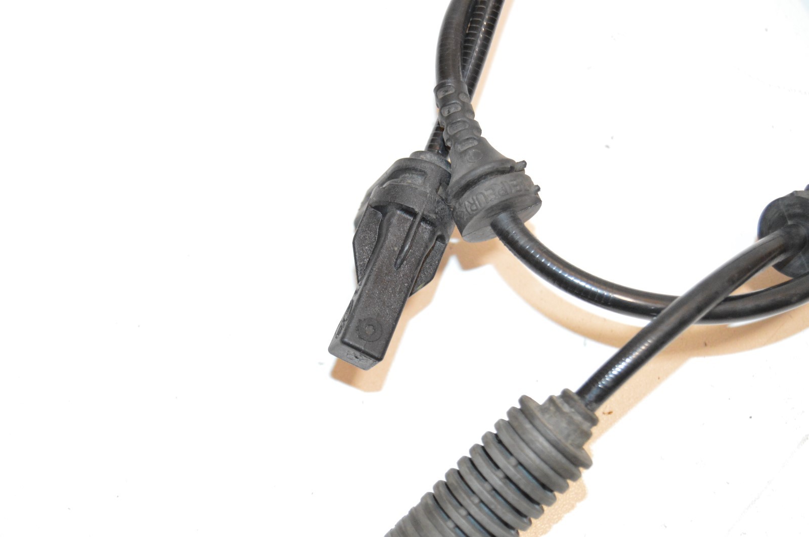 Bmw E87 118d 1 Series Front Abs Sensor 6762465 (24) Used for sale in