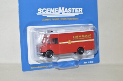 HO scale Walthers Morgan-Olsen step van truck Fire Rescue 911 emergency vehicle