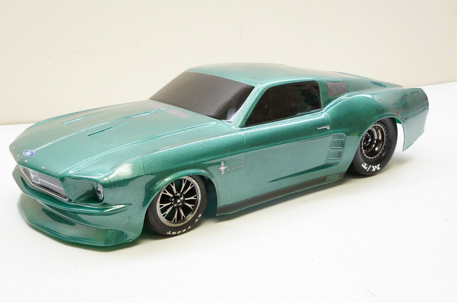 Dragos RC Car Display Roller Chassis NPRC No Prep Drag Racing 1/10 Scale Body V1