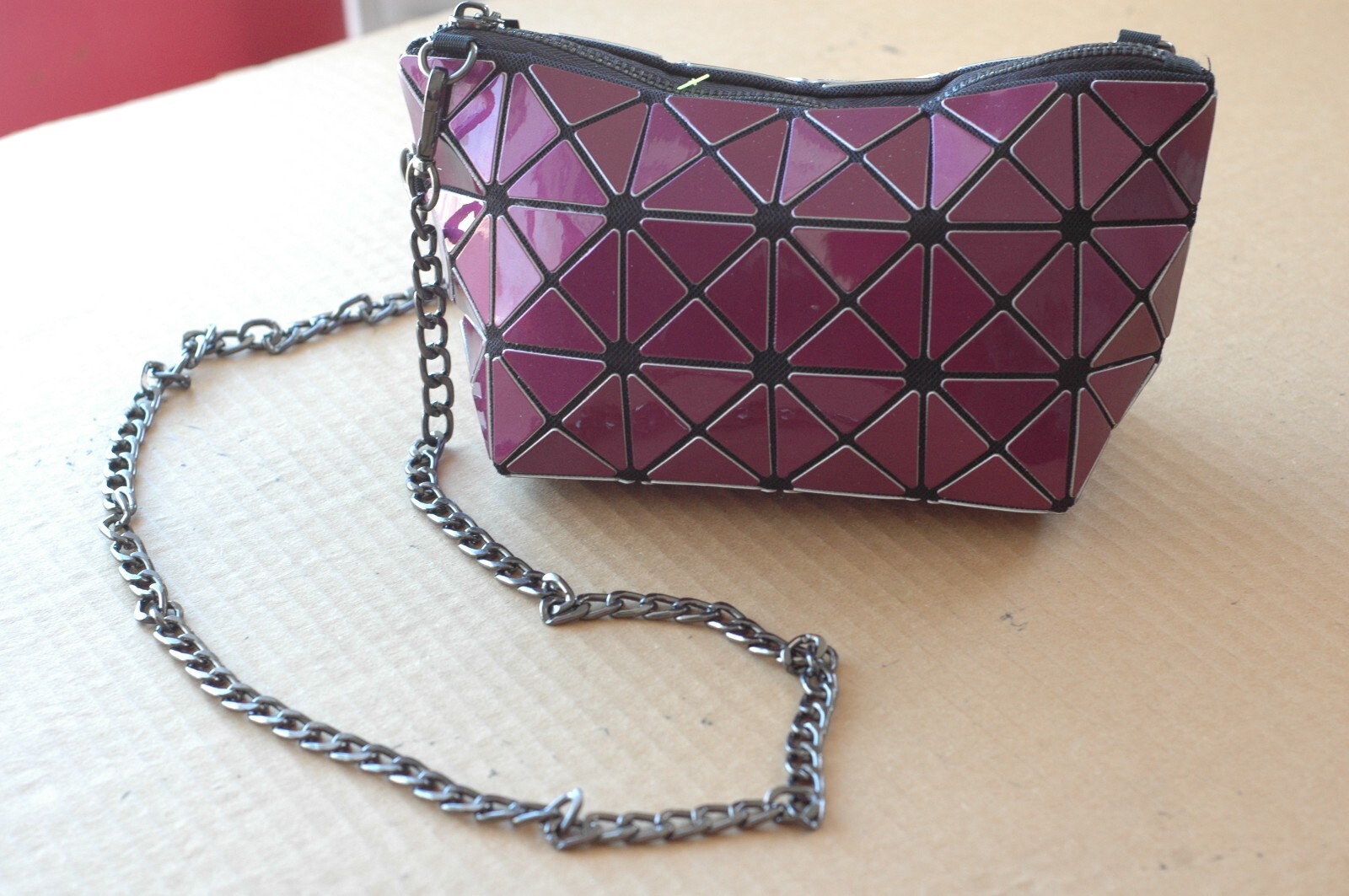 BAO BAO ISSEY MIYAKE クラッチバッグ 紫　正規品未使用品 新品 BAO BAO クラッチバッグ パープル - メルカリ