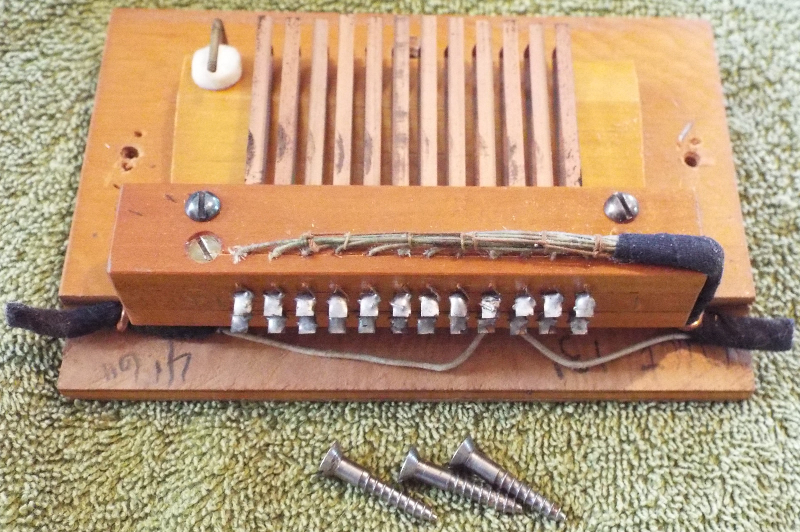 12 Note Pipe Organ Electro-pneumatic Offset Windchest Relay Switch ca. 1950
