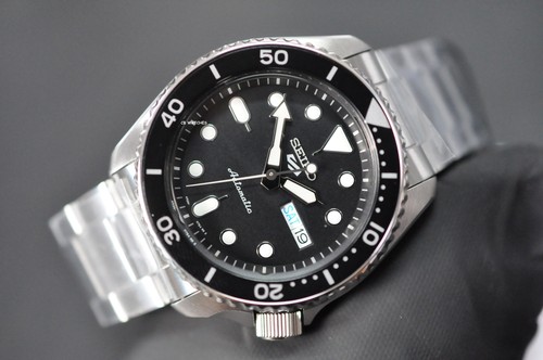 Pre-owned Seiko 5 Sports Srpd55k1 Black Dial Automatic Gent's Internetional Warranty