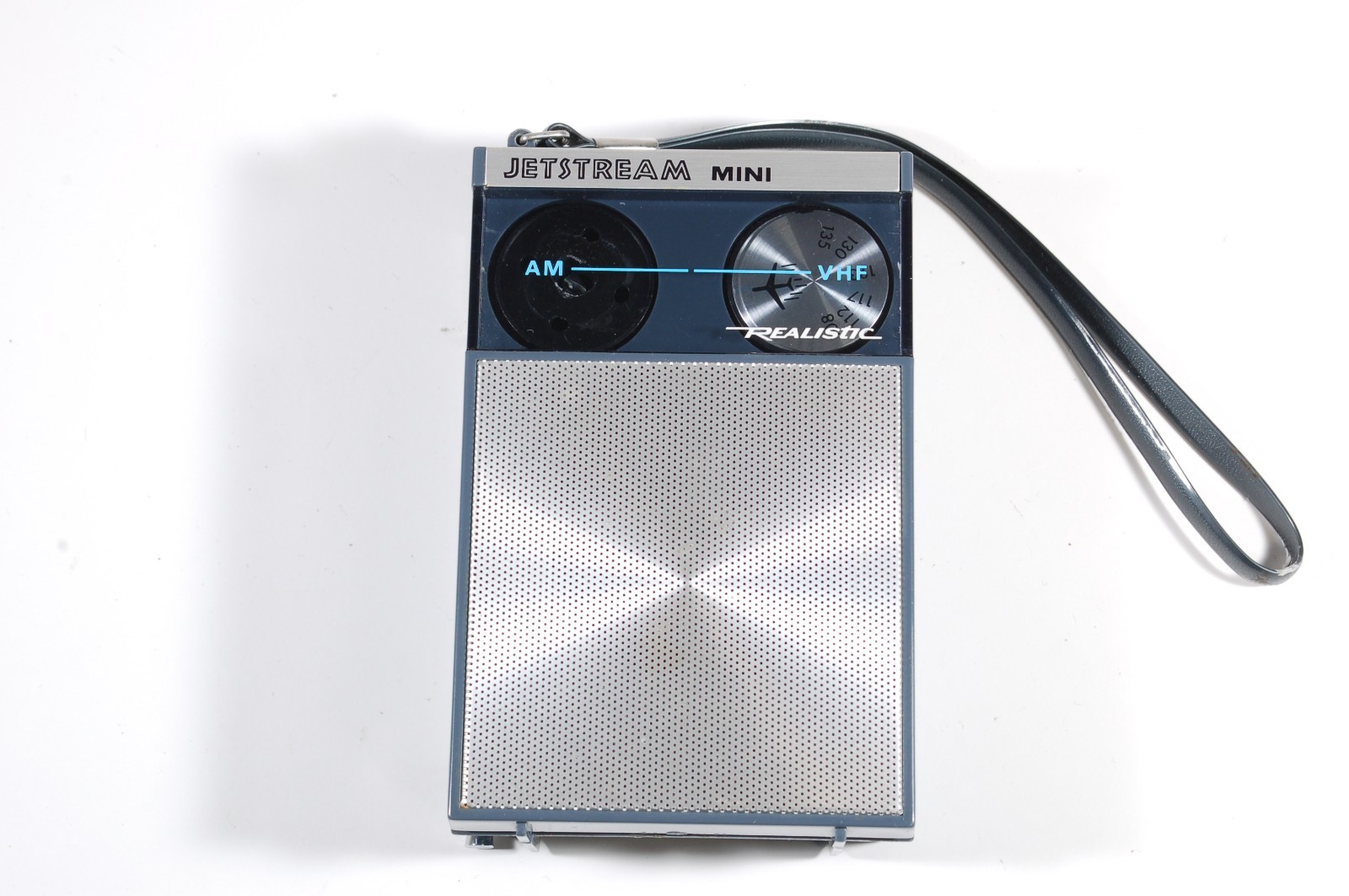 Realistic Jetstream Mini AM / VHF Aircraft Pocket Radio portable vintage silver