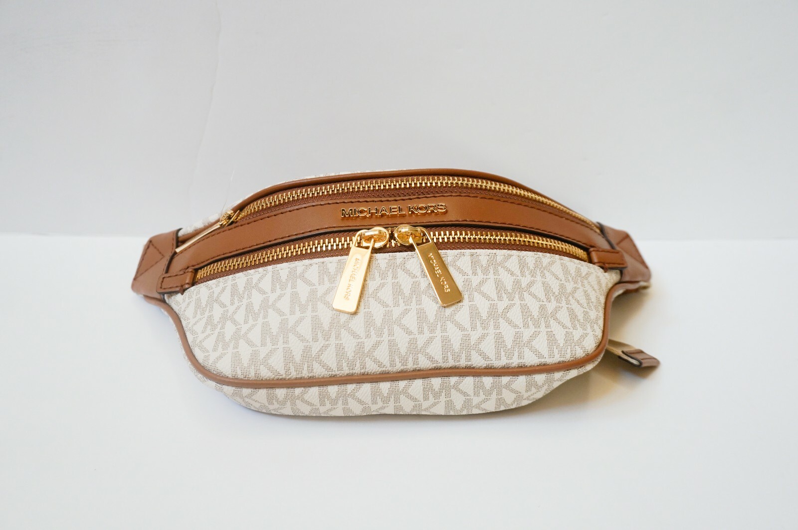 michael kors kenly fanny pack