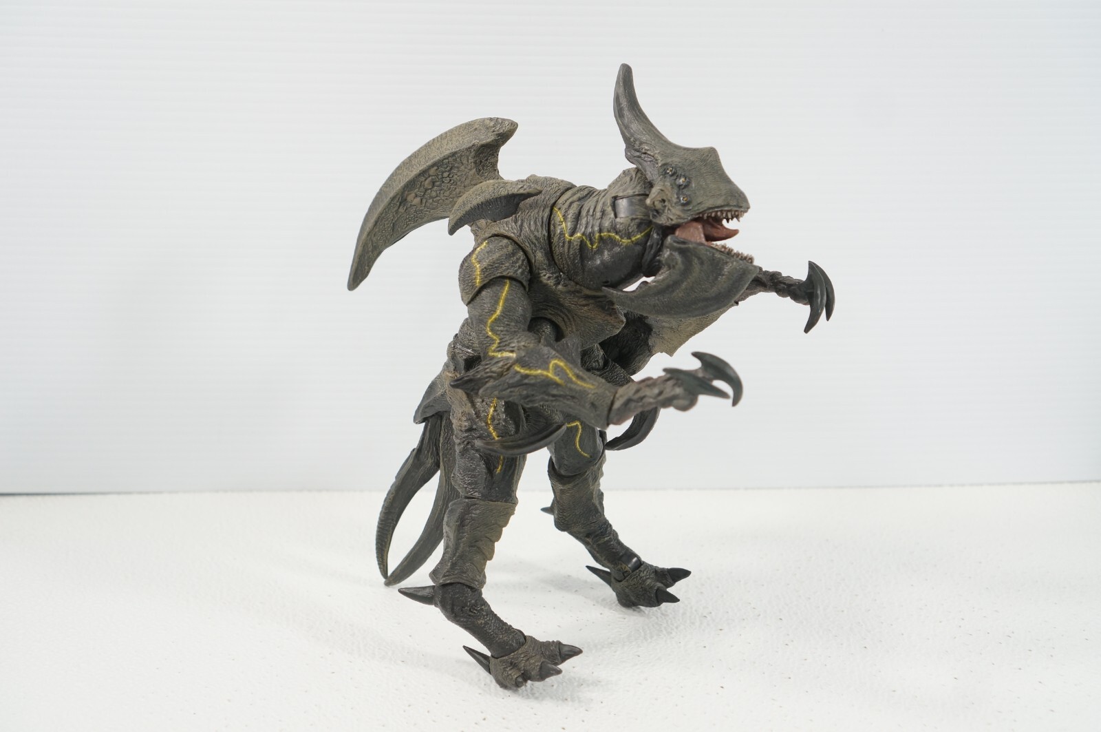 NECA Pacific Rim Mutavore 7